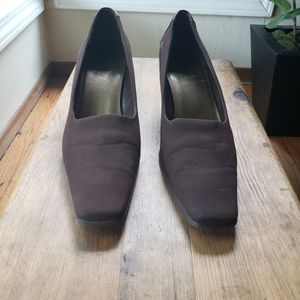 Joan & David Circa pumps